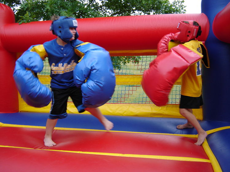 huge-boxing-gloves-children.jpg